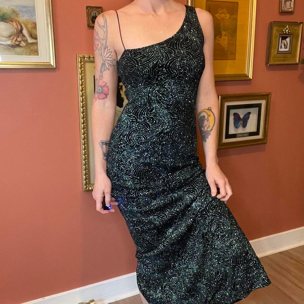 Stunning vintage dress